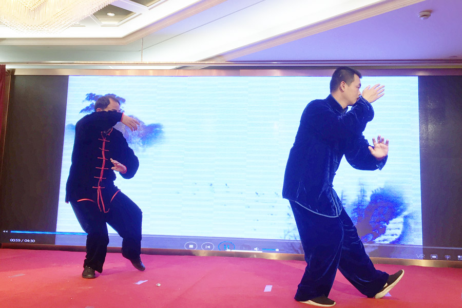 贏戰(zhàn)豬年、共創(chuàng)輝煌--山美股份隆重舉行2018年度表彰大會暨2019迎新年會
