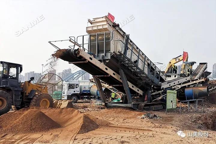 上海山美股份｜深耕履帶移動(dòng)式破碎篩分市場(chǎng)，為客戶締造卓越價(jià)值