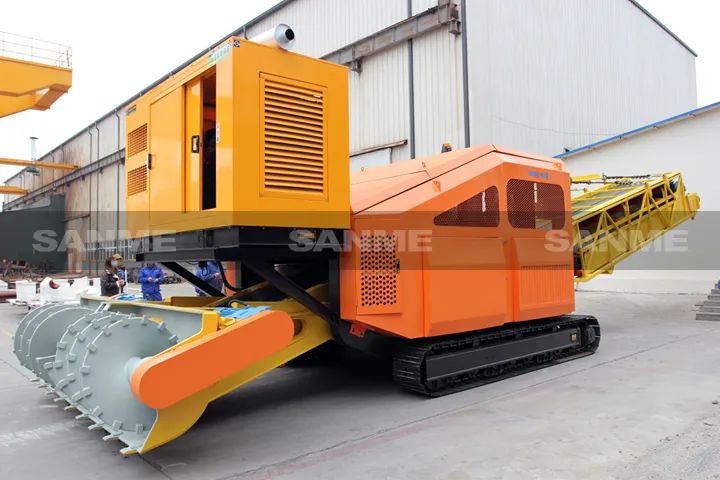 顛覆傳統(tǒng)裝車(chē)方式，山美履帶式取料機(jī)助您實(shí)現(xiàn)降本增效、節(jié)能減排！